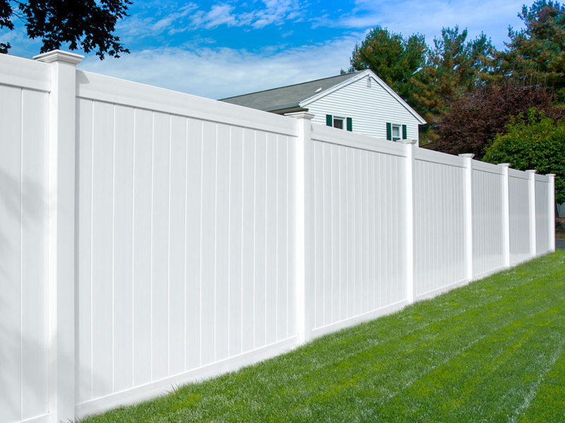 Vinyl Privacy Fencing in Cedar Valley